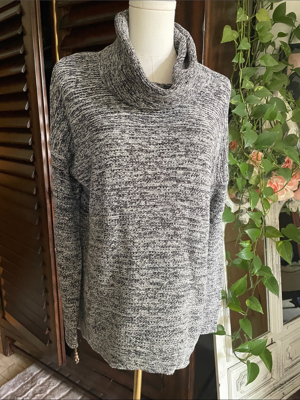 Pure Jill Cowl Neck Women's Sweater Medium EUC